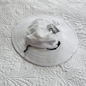 Walter Hagen Mens OSFA Wide Brim Sun Hat White Mesh Polyester Lightweight
